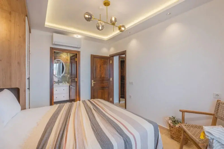 White Garden Villas