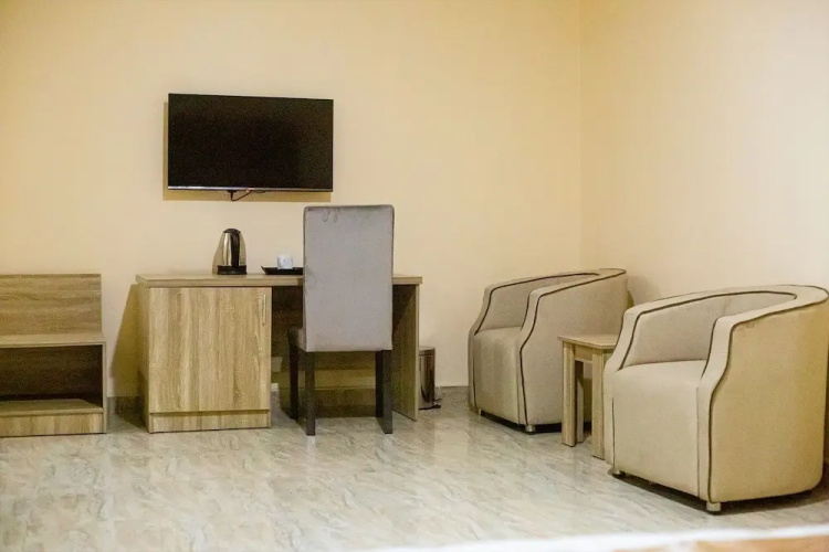 Radiance Spring Hotel