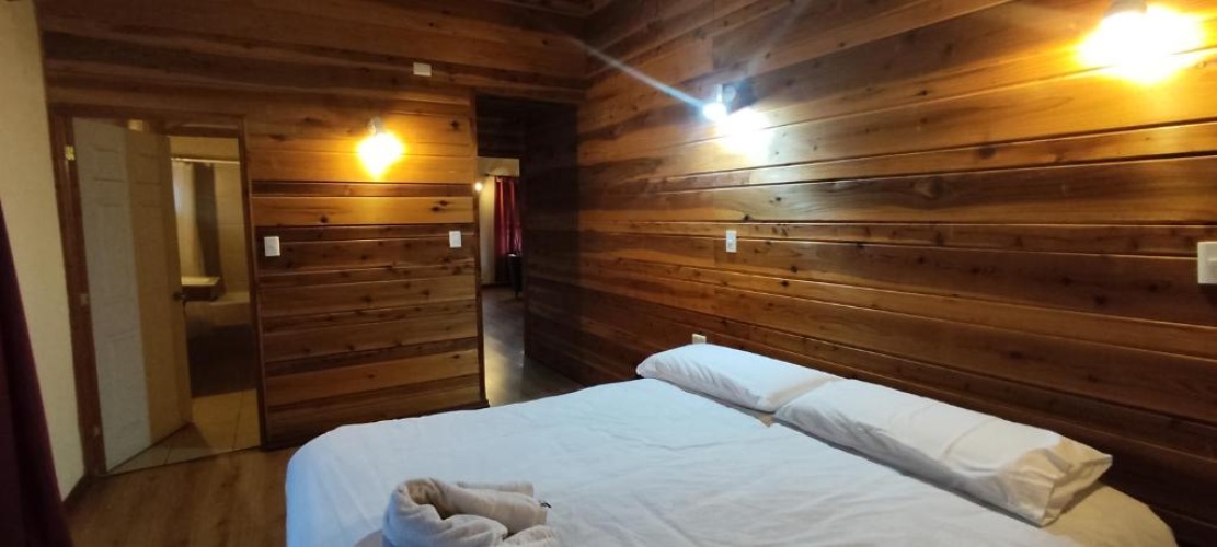 2 Bedrooms Cottage
