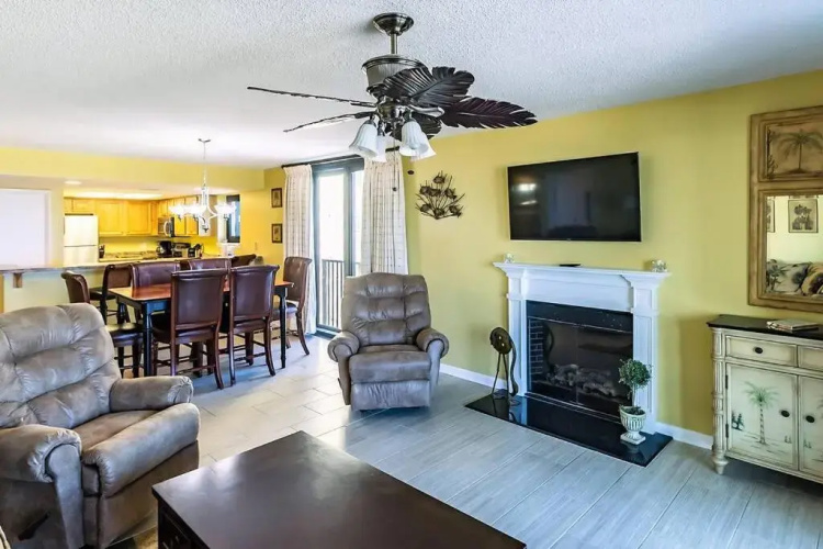 Wind Drift SW 207 - Large Beachfront Unit w/ Spacious Private Balcony!