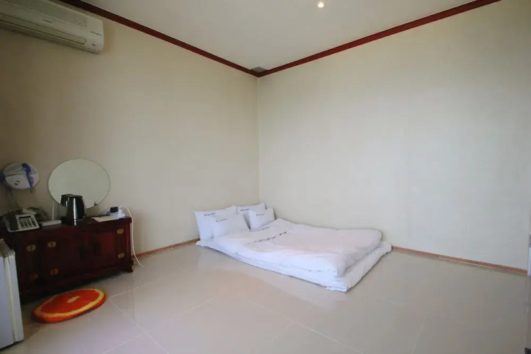 Goraekkum Hotel