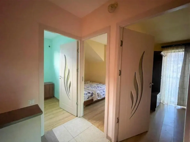 3 Bedrooms Cottage