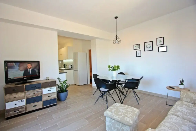 Apartments Irena