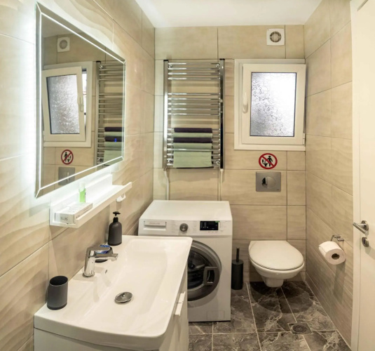 Modern studio Chiou