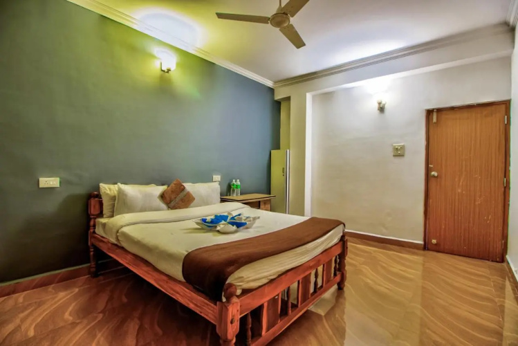 Candolim Glitter Sand