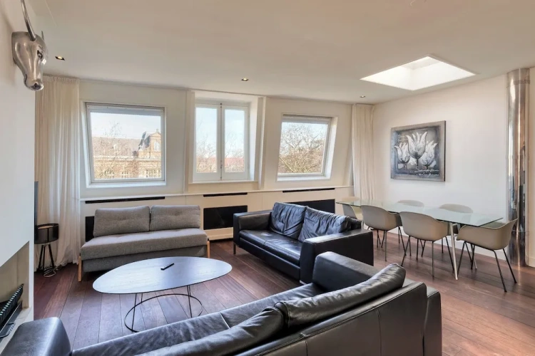 Superior Apartment