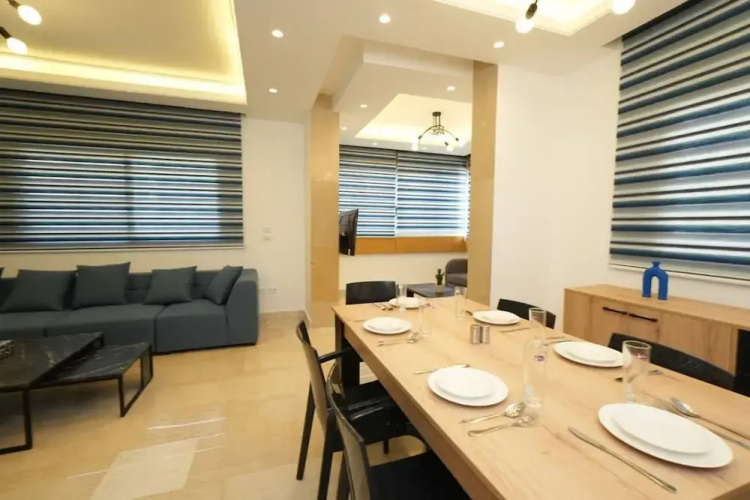 The Blue Apartment Badaro 3 Bdrm 24 7 Electric