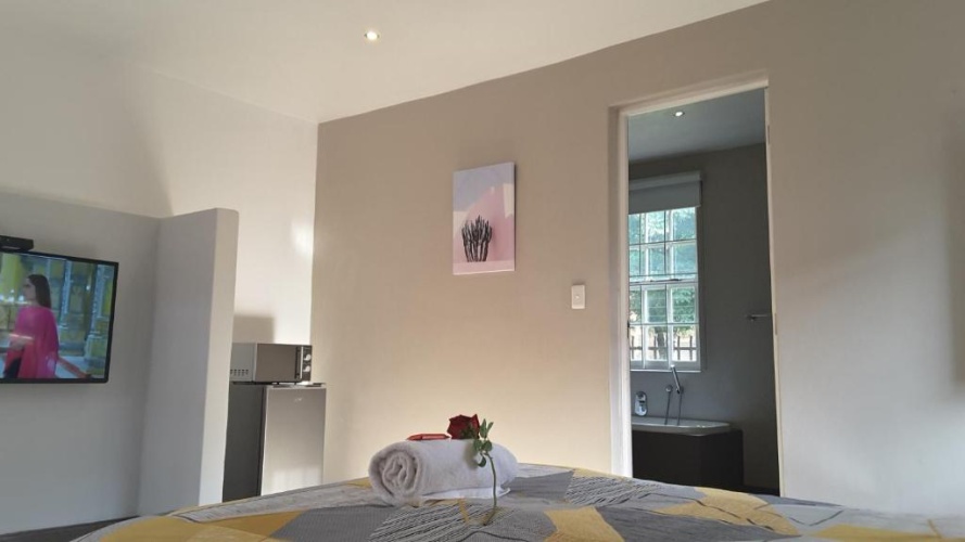 Deluxe Double Suite