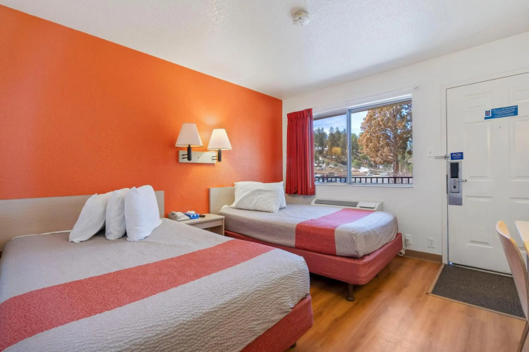 Motel 6 Big Bear Lake, CA