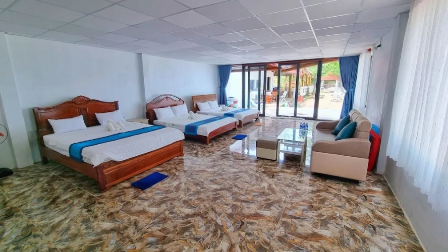 1 Bedroom Standard Family room with garden view
