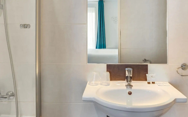 Hotel Carladez Cambronne photo 9