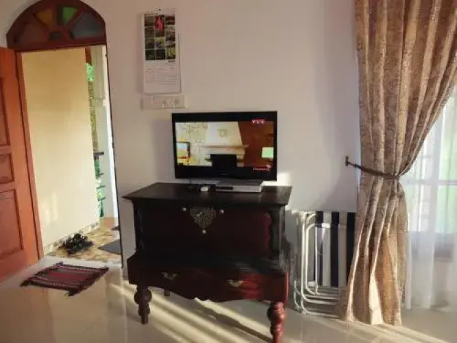 Hikka Studio Apartment