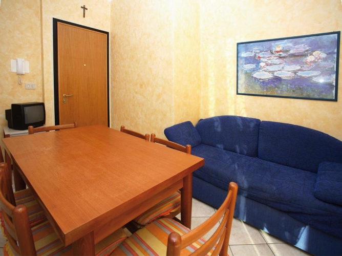2 Bedrooms Twin Apartment