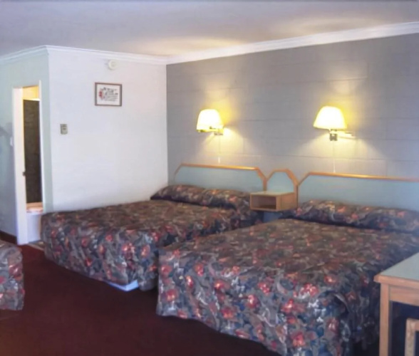 Lamplighter Motel
