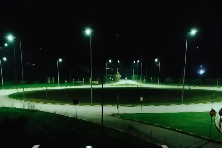 Roundabout apartment
