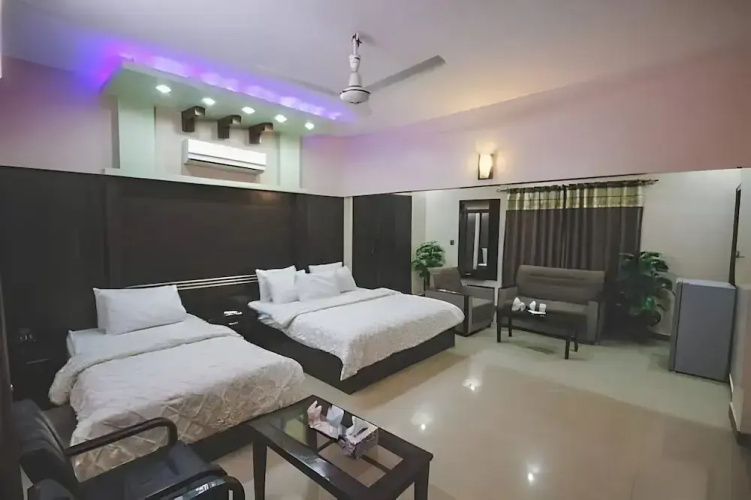 Regalia Inn Hotel