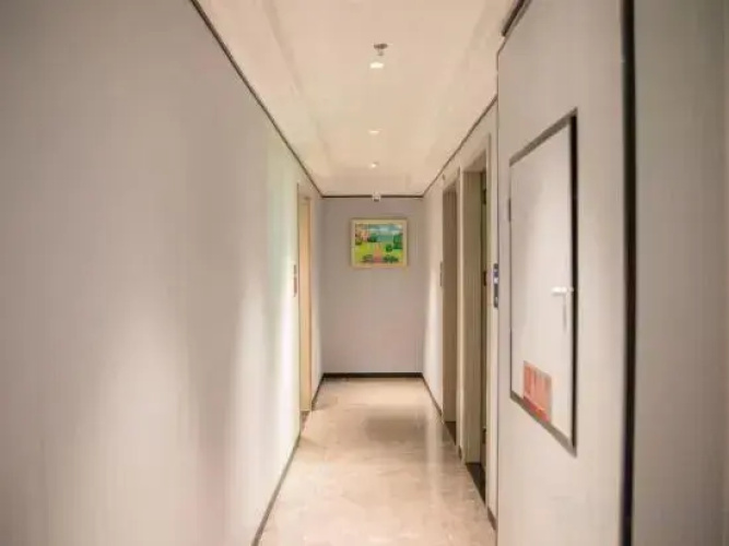 Junhai Business Hotel