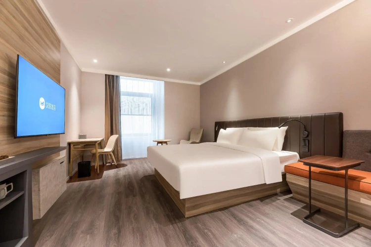 Superior Double room with street view
