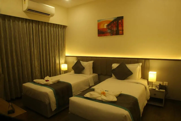 PARK IRIS HOTELS, Bharathi Nagar