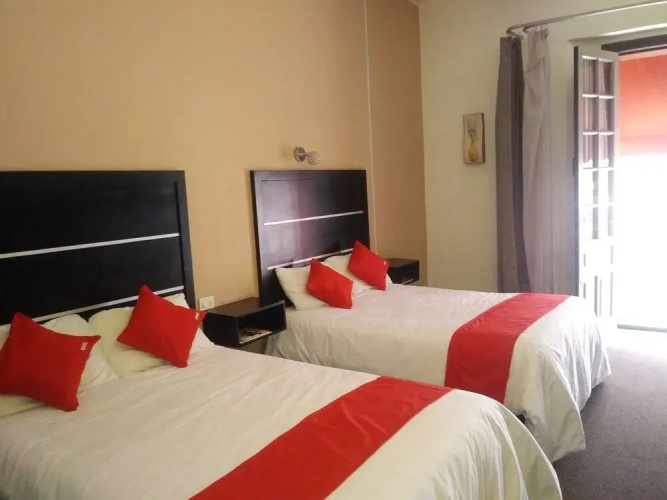 Hotel 304