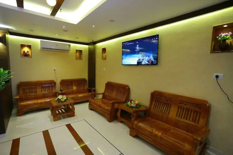 RB Palace