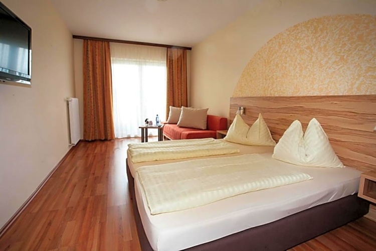 Standard Single room with view