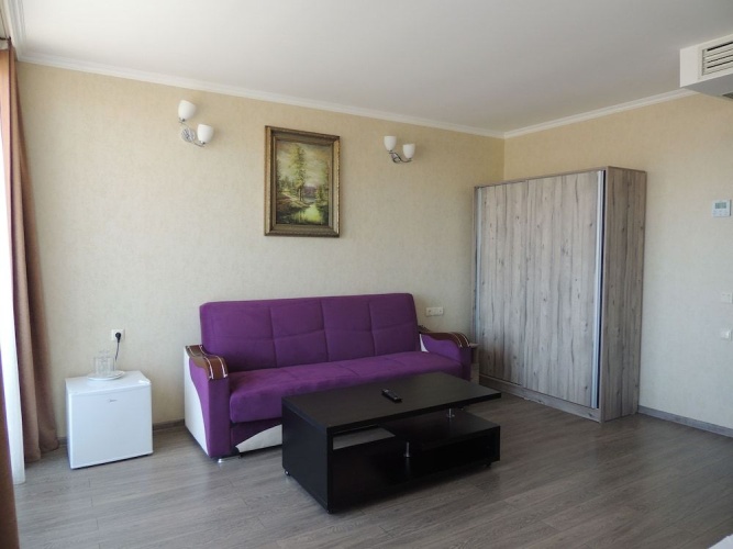 Hotel Batomi