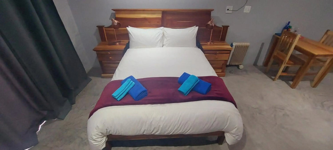 Swartberg Cottages