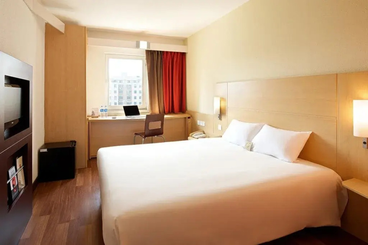 ibis Rizhao Huanghai
