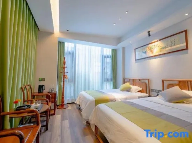 Standard Double room with courtyard view