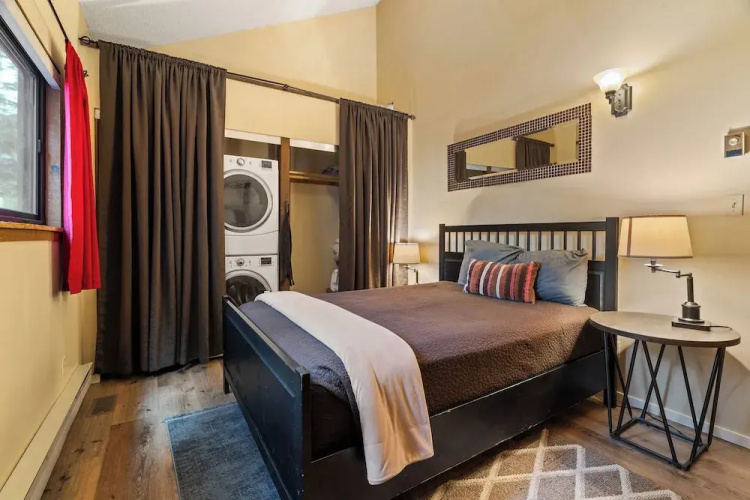 Ski Access SS7B Retreat Pet Friendly