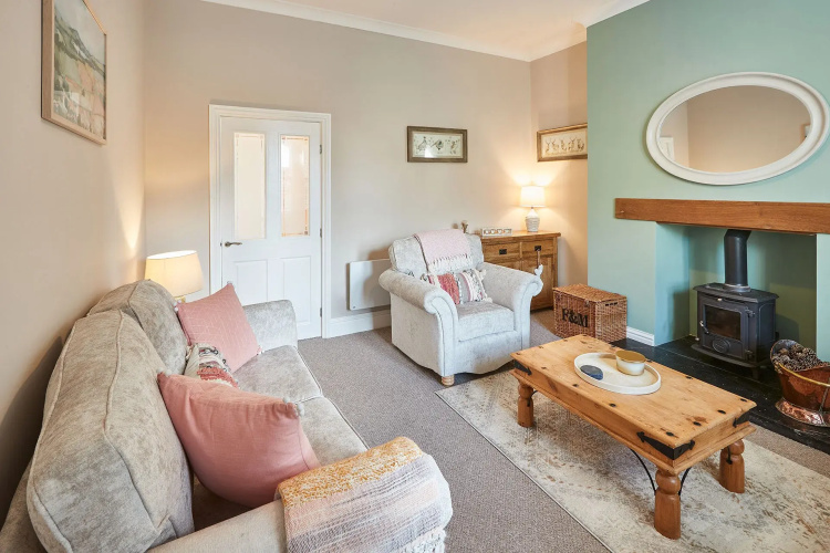Host Stay Rose Cottage