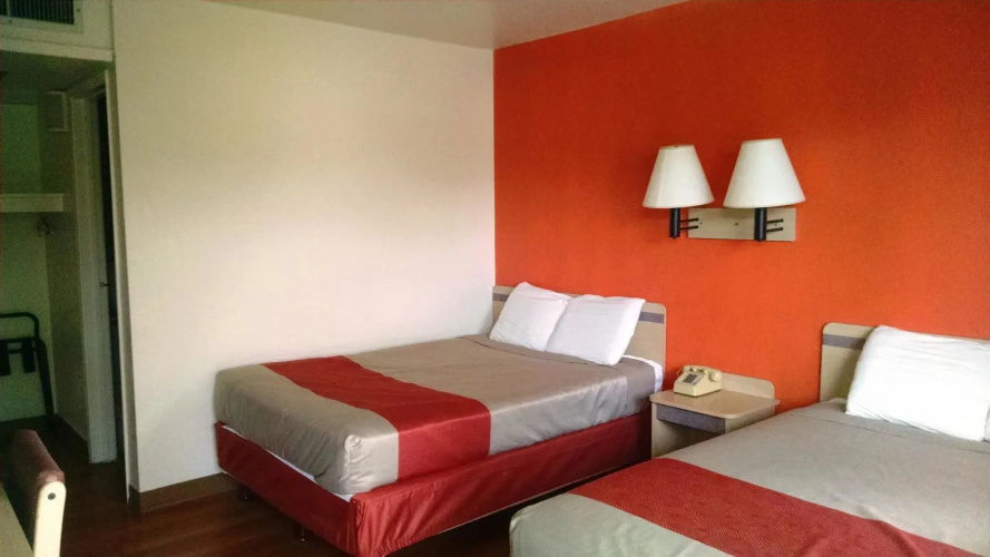 Motel 6 Ely, NV