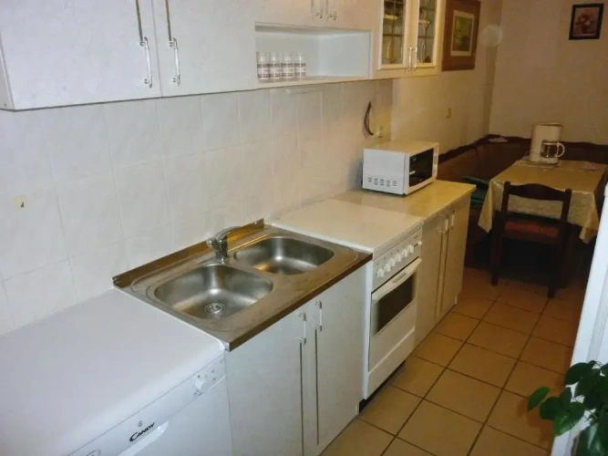 2 Bedrooms Apartment with sea view
