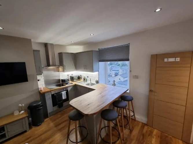 2 Bedrooms Cottage