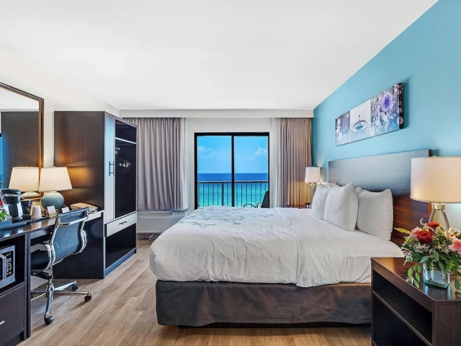 Standard Double room with balcony and with bay view