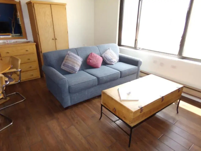 EWJP Edgewater Studio 1 Bath Lakeside Keystone