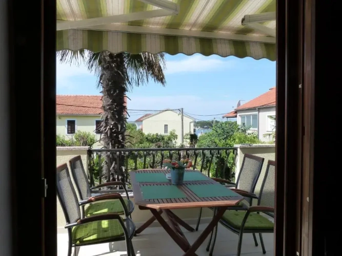 2 Bedrooms Apartment with sea view