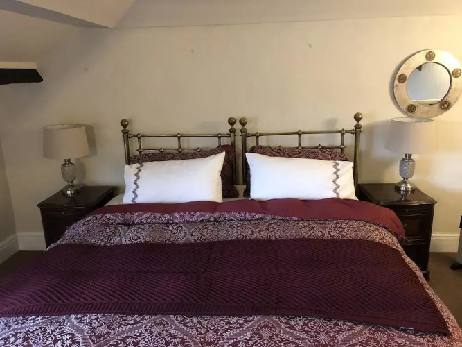 Royal Oak Inn