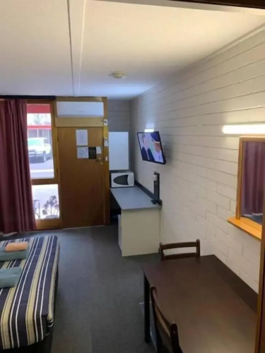 Finley Motel