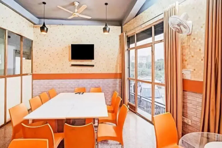 Vishen Residency