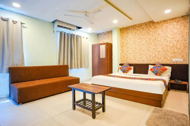 Fabhotel Uday Vilas