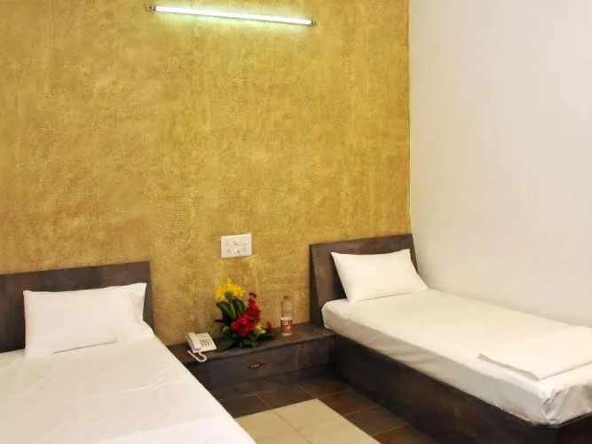 Hiy Rooms at Gandhipuram
