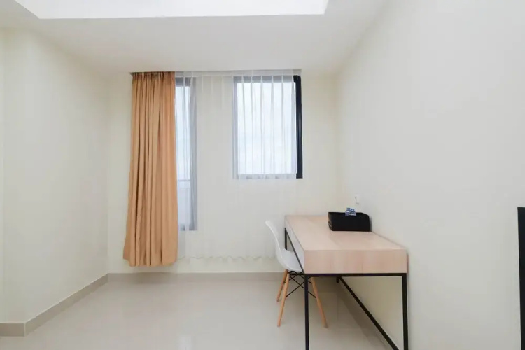 Cozy Studio at Evenciio Apartment near UI