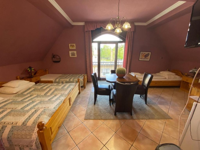 Standard Quadruple room