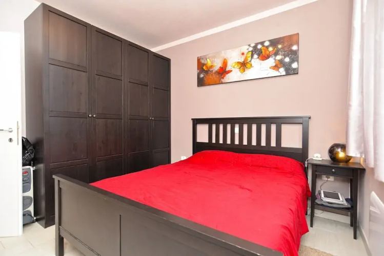 Apartment 1977