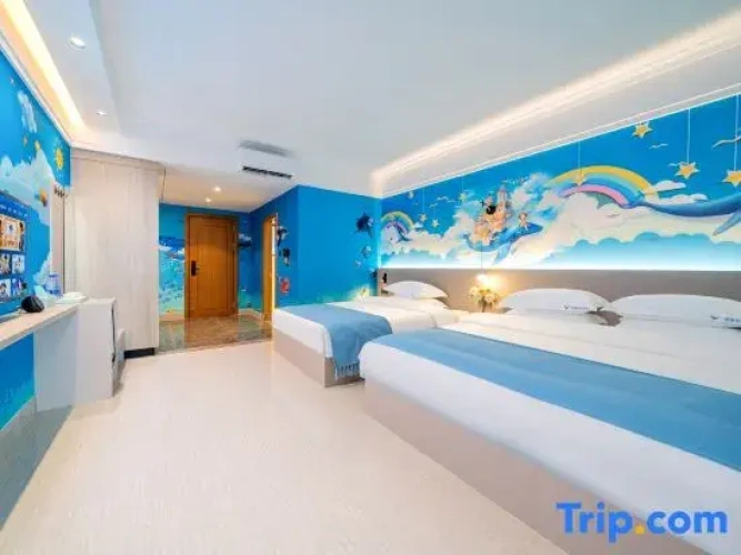 Standard Twin room with sea view