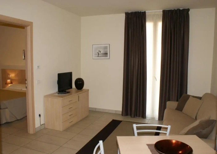 1 Bedroom Suite with sea view