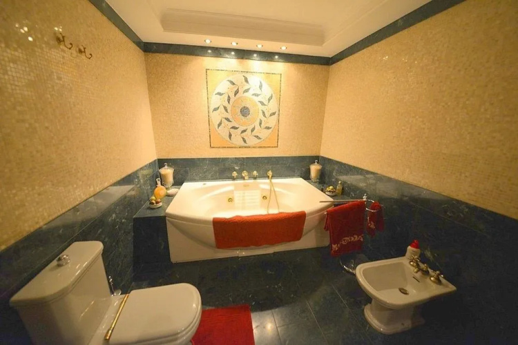 Prestigious Apartment Via Giulia