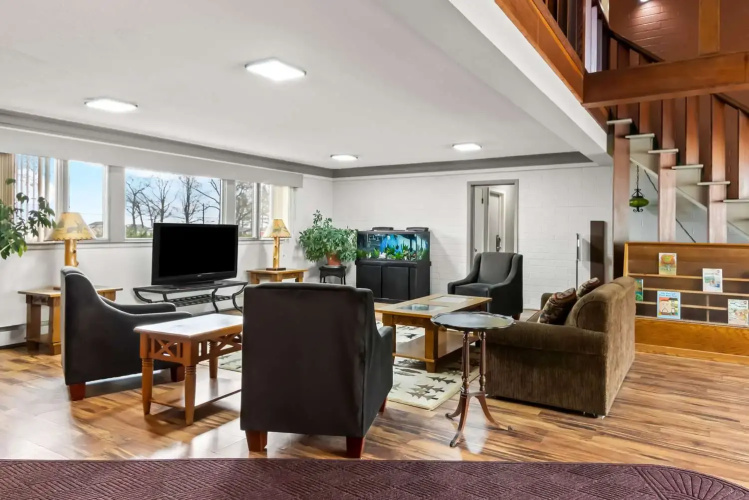 Rodeway Inn Oscoda - Tawas City, MI